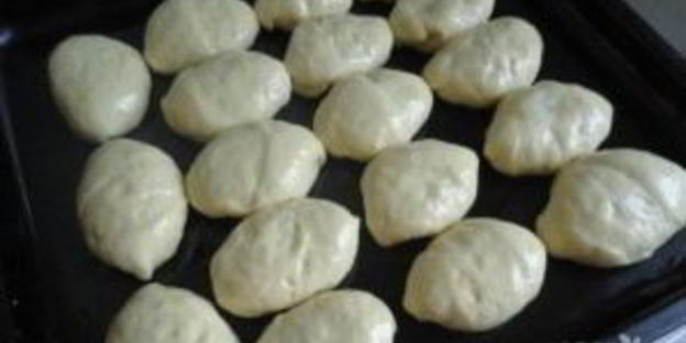 сдобные пирожки в духовке