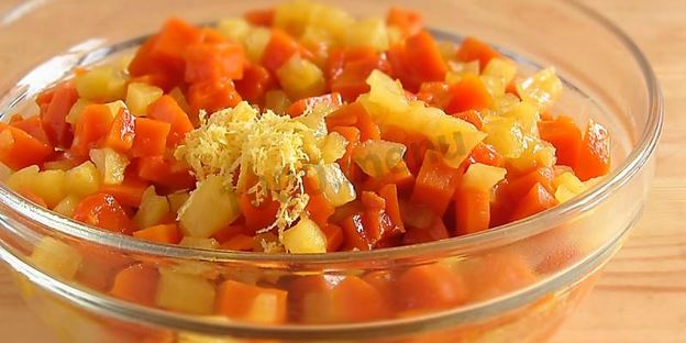 сладкие пирожки из дрожжевого теста с яблоками и тыквой