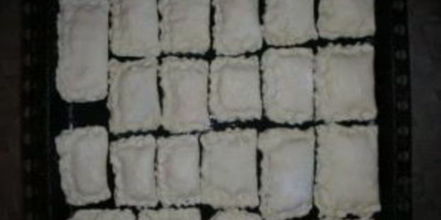 слоеные пирожки с сыром