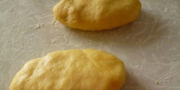 творожные пирожки с яблоками