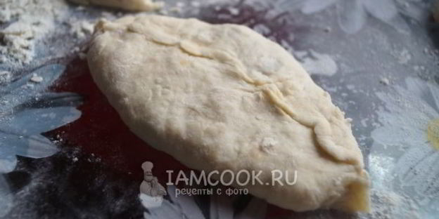 жареные пирожки с капустой