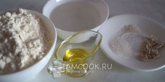 жареные пирожки с капустой