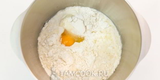 жареные пирожки с картофелем и грибами