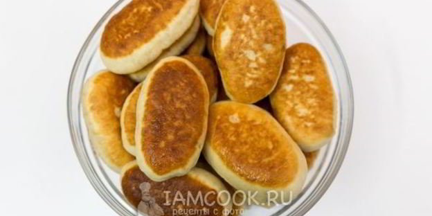 жареные пирожки с картофелем и грибами