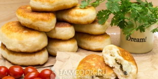 жареные пирожки с картофелем и грибами