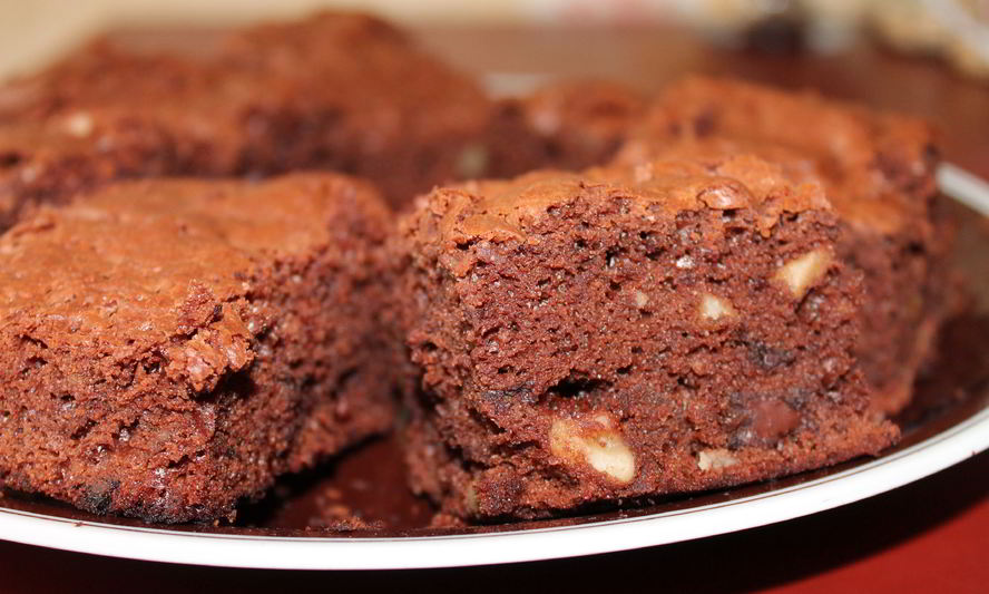 Рецепт брауни с грецкими орехами и темным шоколадом