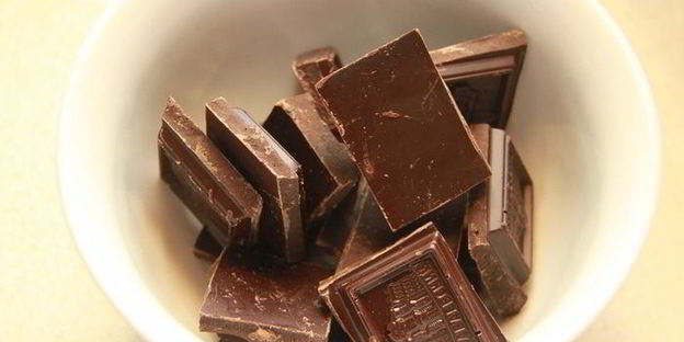 брауни с вишней и миндалем