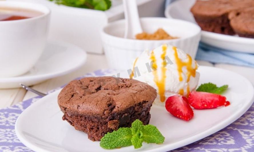 Рецепт брауни с жидким шоколадом внутри