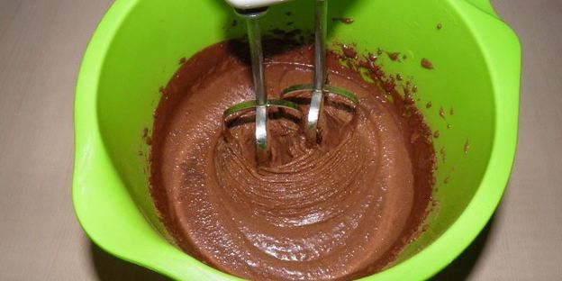 домашнее пирожное картошка из сухарей со сгущенкой