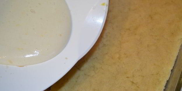 двухслойное лимонное пирожное