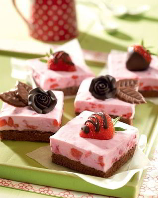 Клубнично-шоколадные пирожные