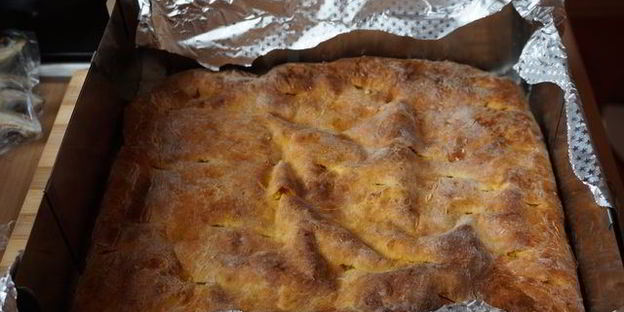 клубничное шифоновое пирожное