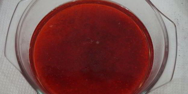 клубничное шифоновое пирожное