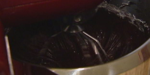 кофейный брауни с черным и белым шоколадом