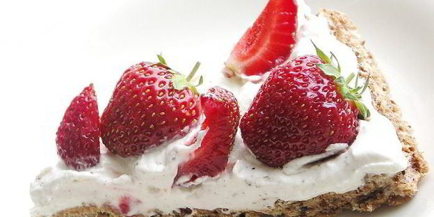 миндальное пирожное