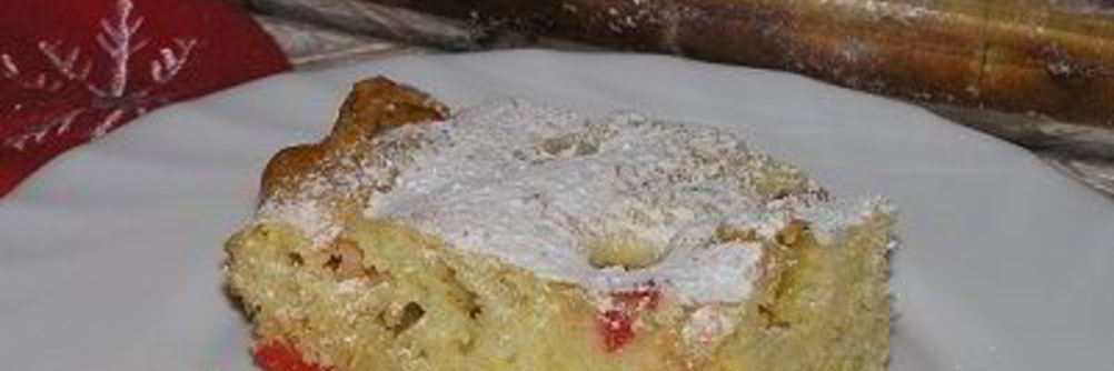 Пирожное Блондинка с вишней