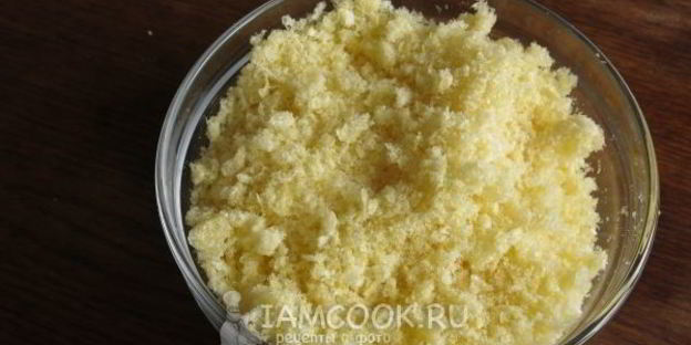 пирожное цыплята с кукурузными палочками