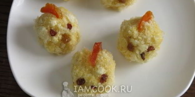 пирожное цыплята с кукурузными палочками