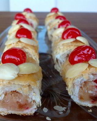 Пирожные Австрийские марципановые рулетики