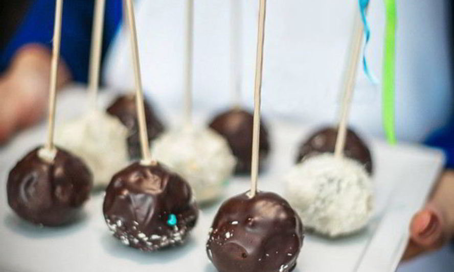 Рецепт пирожных на палочке