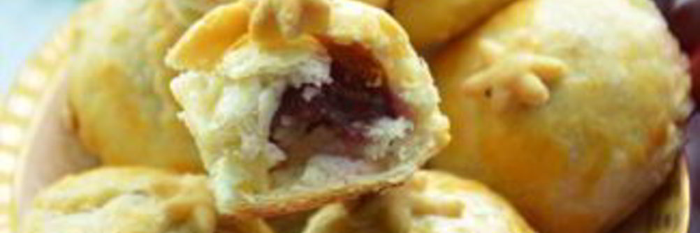 Пирожные с виноградом