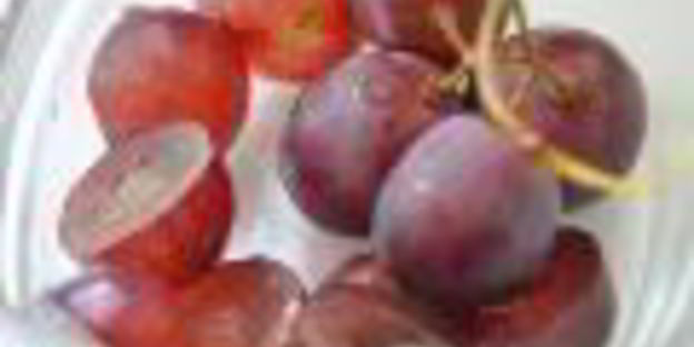 пирожные с виноградом