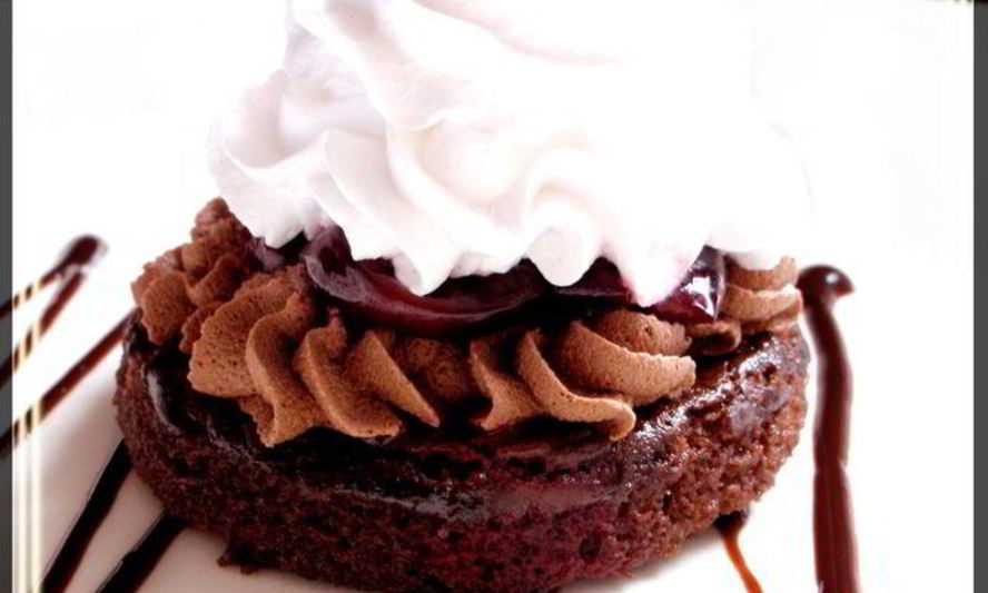 Рецепт шоколадного пирожного с вишней искушение