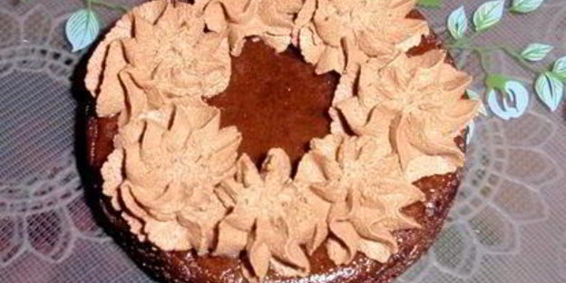 шоколадное пирожное с вишней искушение