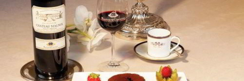 Шоколадные пирожные с английским сливочным кремом