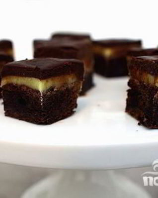 Шоколадные пирожные с мятным ликером