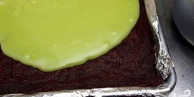 шоколадные пирожные с мятным ликером