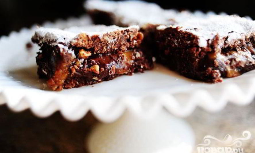 Рецепт шоколадных пирожных с орехами