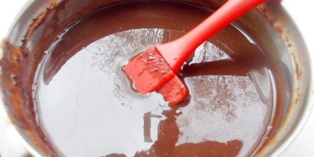 свекольно-шоколадные пирожные