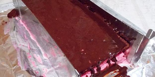 свекольно-шоколадные пирожные