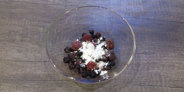 творожно-ягодные пирожные