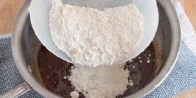 вкусный шоколадный брауни