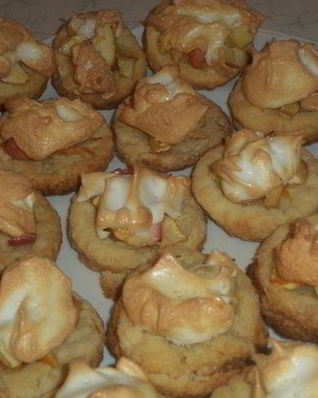 Яблочные пирожные