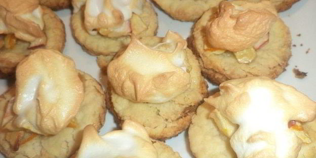 яблочные пирожные