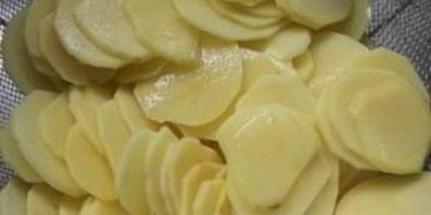 картофельная пицца с розмарином