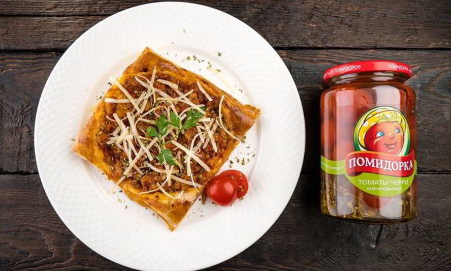 Рецепт мини-пицц на слоеном тесте