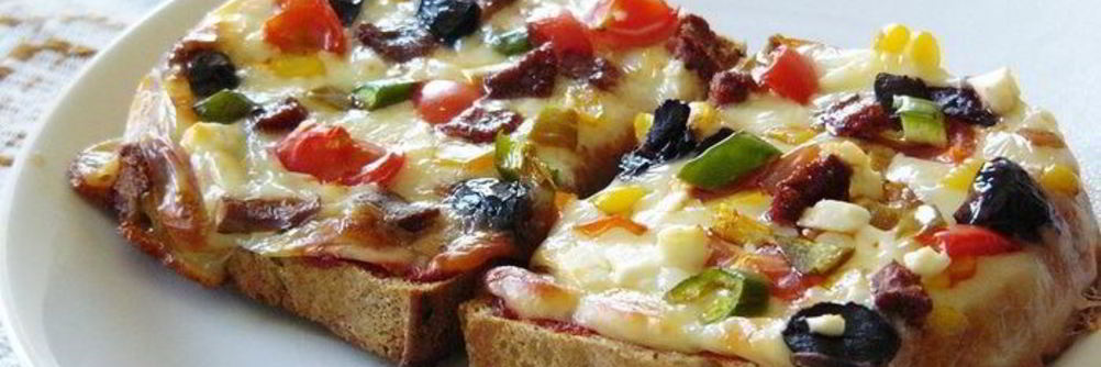 Пицца из черствого хлеба