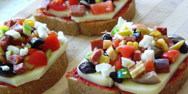 пицца из черствого хлеба