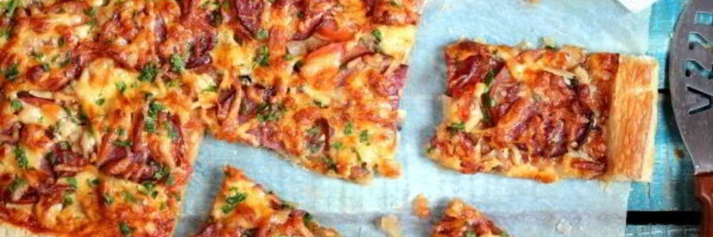 Пицца из слоеного теста