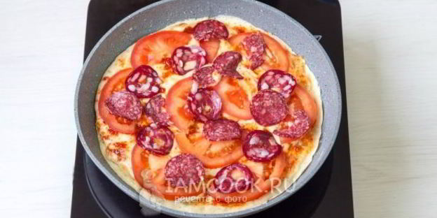 пицца минутка на сковороде