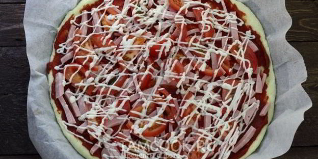 пицца на кефире без дрожжей