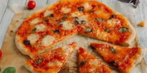 пицца с бозиликом