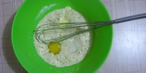 пицца с грудинкой и чесноком