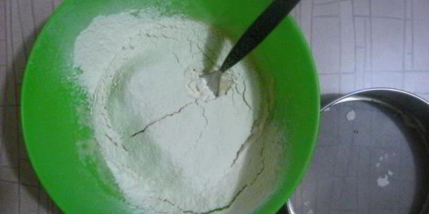 пицца с грудинкой и чесноком