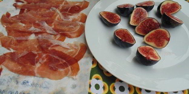 пицца с инжиром и прошутто