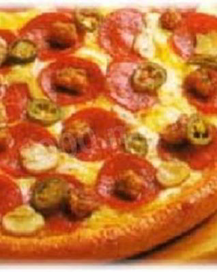 Пицца с семгой и руколой